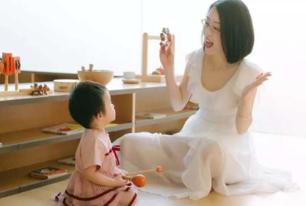 爱博恩妈妈 | 斜杠女精英晋升天使妈妈，原来金领是这样带娃